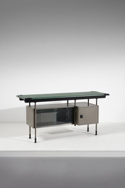 STUDIO BBPR (n. 1932) : Scrivania serie Spazio per Olivetti  - Asta Asta 378 | DESIGN E ARTI DECORATIVE DEL NOVECENTO - DESIGN Online - Associazione Nazionale - Case d'Asta italiane