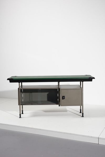 STUDIO BBPR (n. 1932) : Scrivania serie Spazio per Olivetti  - Asta Asta 378 | DESIGN E ARTI DECORATIVE DEL NOVECENTO - DESIGN Online - Associazione Nazionale - Case d'Asta italiane
