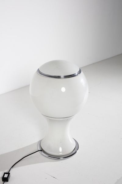 CELADA GIANNI (n. 1935) : Lampada da terra Mongolfiera per Fontana Arte  - Asta Asta 378 | DESIGN E ARTI DECORATIVE DEL NOVECENTO - DESIGN Online - Associazione Nazionale - Case d'Asta italiane