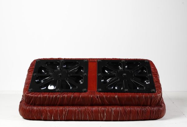 DE PAS , D'URBINO e LOMAZZI : Divano per Dall'Oca  - Asta Asta 378 | DESIGN E ARTI DECORATIVE DEL NOVECENTO - DESIGN Online - Associazione Nazionale - Case d'Asta italiane