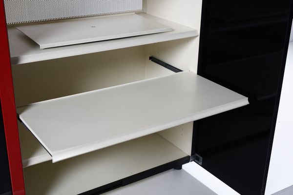 STOPPINO GIOTTO (n. 1926) : Credenza Playcenter per Acerbis  - Asta Asta 378 | DESIGN E ARTI DECORATIVE DEL NOVECENTO - DESIGN Online - Associazione Nazionale - Case d'Asta italiane