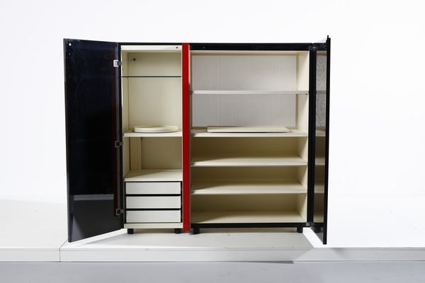 STOPPINO GIOTTO (n. 1926) : Credenza Playcenter per Acerbis  - Asta Asta 378 | DESIGN E ARTI DECORATIVE DEL NOVECENTO - DESIGN Online - Associazione Nazionale - Case d'Asta italiane