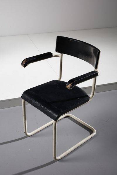 MANIFATTURA ITALIANA : Scrivania con sedia  - Asta Asta 378 | DESIGN E ARTI DECORATIVE DEL NOVECENTO - DESIGN Online - Associazione Nazionale - Case d'Asta italiane