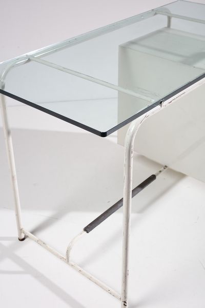 MANIFATTURA ITALIANA : Scrivania con sedia  - Asta Asta 378 | DESIGN E ARTI DECORATIVE DEL NOVECENTO - DESIGN Online - Associazione Nazionale - Case d'Asta italiane