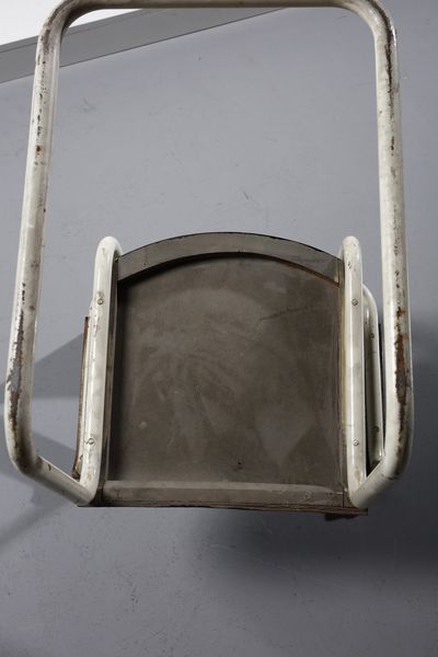 MANIFATTURA ITALIANA : Scrivania con sedia  - Asta Asta 378 | DESIGN E ARTI DECORATIVE DEL NOVECENTO - DESIGN Online - Associazione Nazionale - Case d'Asta italiane