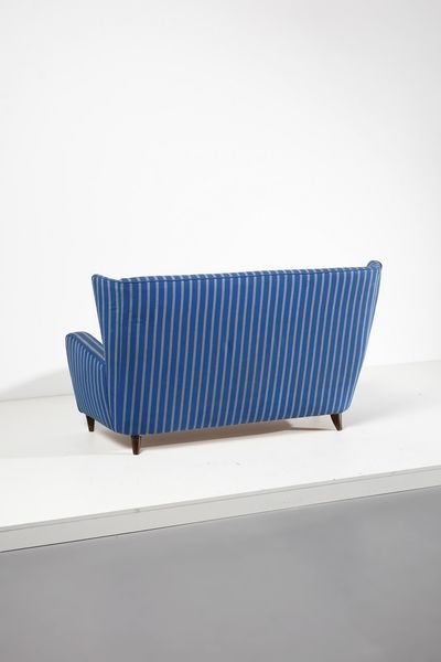 BUFFA PAOLO (1903 - 1970) : nello stile di. Divano  - Asta Asta 378 | DESIGN E ARTI DECORATIVE DEL NOVECENTO - DESIGN Online - Associazione Nazionale - Case d'Asta italiane