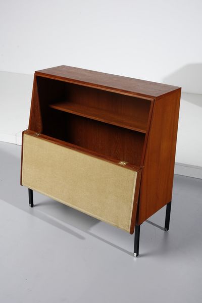 PARISI ICO (1916 - 1996) : Coppia di mobiletti Positano per Mim  - Asta Asta 378 | DESIGN E ARTI DECORATIVE DEL NOVECENTO - DESIGN Online - Associazione Nazionale - Case d'Asta italiane