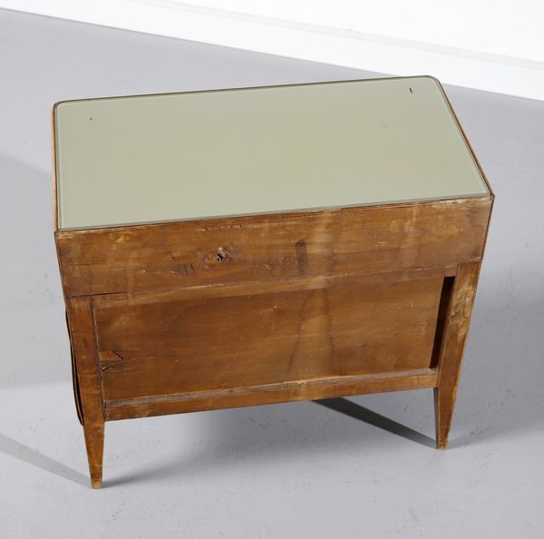 MANIFATTURA ITALIANA : Coppia di comodini  - Asta Asta 378 | DESIGN E ARTI DECORATIVE DEL NOVECENTO - DESIGN Online - Associazione Nazionale - Case d'Asta italiane