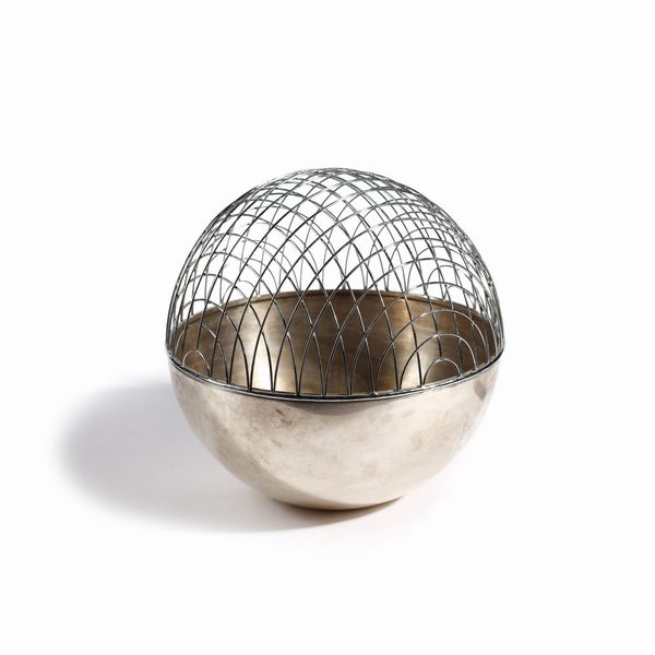 MAGISTRETTI VICO (1920 - 2006) : Vaso sfera Magellano per Bacci  - Asta Asta 378 | DESIGN E ARTI DECORATIVE DEL NOVECENTO - DESIGN Online - Associazione Nazionale - Case d'Asta italiane