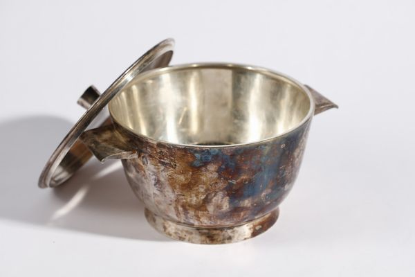 PONTI GIO (1891 - 1979) : Servizio da 10  pezzi per Krupp  - Asta Asta 378 | DESIGN E ARTI DECORATIVE DEL NOVECENTO - DESIGN Online - Associazione Nazionale - Case d'Asta italiane