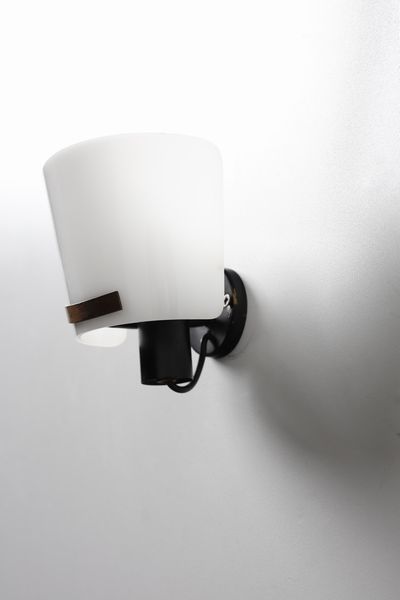 STILNOVO : Tre lampade da parete  - Asta Asta 378 | DESIGN E ARTI DECORATIVE DEL NOVECENTO - DESIGN Online - Associazione Nazionale - Case d'Asta italiane