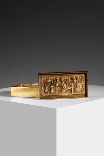 POMODORO ARNALDO (n. 1926) : Scatola in bronzo per Galleria II Sestante  - Asta Asta 378 | DESIGN E ARTI DECORATIVE DEL NOVECENTO - DESIGN Online - Associazione Nazionale - Case d'Asta italiane