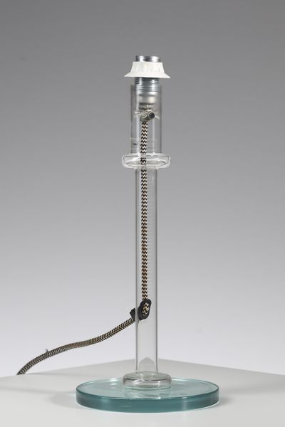 GAE AULENTI & PIERO CASTIGLIONI : Lampada da tavolo Parola per Fontana Arte  - Asta Asta 378 | DESIGN E ARTI DECORATIVE DEL NOVECENTO - DESIGN Online - Associazione Nazionale - Case d'Asta italiane