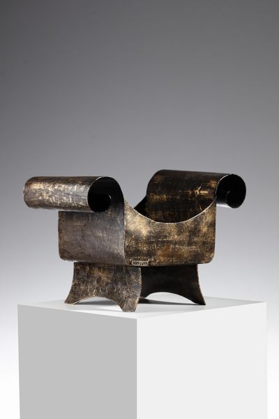 MARSURA SALVINO (n. 1938) : Fioriera ad anse ritorte  - Asta Asta 378 | DESIGN E ARTI DECORATIVE DEL NOVECENTO - DESIGN Online - Associazione Nazionale - Case d'Asta italiane