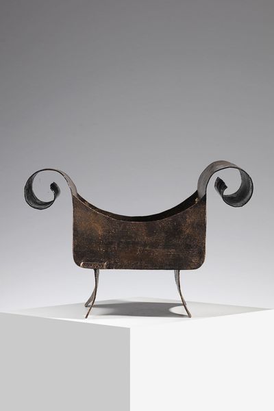 MARSURA SALVINO (n. 1938) : Fioriera ad anse ritorte  - Asta Asta 378 | DESIGN E ARTI DECORATIVE DEL NOVECENTO - DESIGN Online - Associazione Nazionale - Case d'Asta italiane