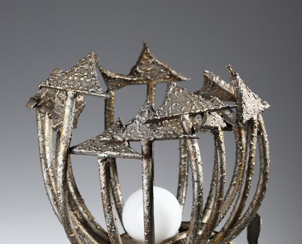 MARSURA SALVINO (n. 1938) : Lampada da tavolo brutalista  - Asta Asta 378 | DESIGN E ARTI DECORATIVE DEL NOVECENTO - DESIGN Online - Associazione Nazionale - Case d'Asta italiane