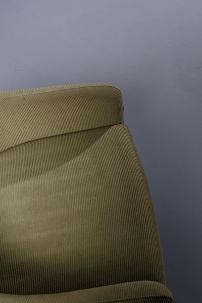 GERLI EUGENIO (n. 1923) : Sei poltroncine PS142 per Tecno  - Asta Asta 378 | DESIGN E ARTI DECORATIVE DEL NOVECENTO - DESIGN Online - Associazione Nazionale - Case d'Asta italiane