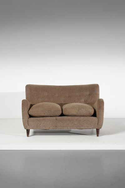 PONTI GIO (1891 - 1979) : nello stile di. Divano  - Asta Asta 378 | DESIGN E ARTI DECORATIVE DEL NOVECENTO - DESIGN Online - Associazione Nazionale - Case d'Asta italiane