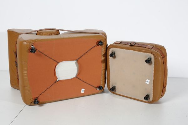 MANIFATTURA ITALIANA : Poltrona e poggiapiedi  - Asta Asta 378 | DESIGN E ARTI DECORATIVE DEL NOVECENTO - DESIGN Online - Associazione Nazionale - Case d'Asta italiane