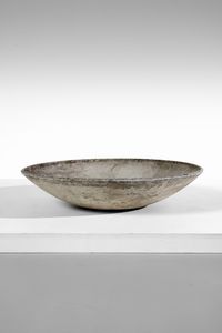 GUHL WILLY (n. 2004) : attribuito. Grande ciotola da giardino  - Asta Asta 378 | DESIGN E ARTI DECORATIVE DEL NOVECENTO - DESIGN Online - Associazione Nazionale - Case d'Asta italiane