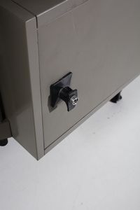 STUDIO BBPR (n. 1932) : Scrivania serie Spazio per Olivetti  - Asta Asta 378 | DESIGN E ARTI DECORATIVE DEL NOVECENTO - DESIGN Online - Associazione Nazionale - Case d'Asta italiane