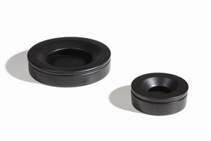 MANGIAROTTI ANGELO (1921 - 2012) - Coppia di posacenere Barbados per Danese