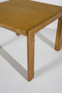 SCARPA AFRA (1937 -2011) & TOBIA (n. 1935) : Tavolo per Cassina  - Asta Asta 378 | DESIGN E ARTI DECORATIVE DEL NOVECENTO - DESIGN Online - Associazione Nazionale - Case d'Asta italiane