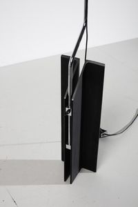 CHIGGIO ENNIO (n. 1938) : Lampada da terra MP per Lumenform  - Asta Asta 378 | DESIGN E ARTI DECORATIVE DEL NOVECENTO - DESIGN Online - Associazione Nazionale - Case d'Asta italiane