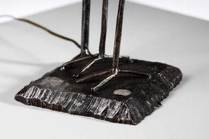 MARSURA SALVINO (n. 1938) : Lampada da tavolo Brutalist  - Asta Asta 378 | DESIGN E ARTI DECORATIVE DEL NOVECENTO - DESIGN Online - Associazione Nazionale - Case d'Asta italiane