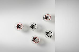 MANIFATTURA ITALIANA - Cinque lampade da parete