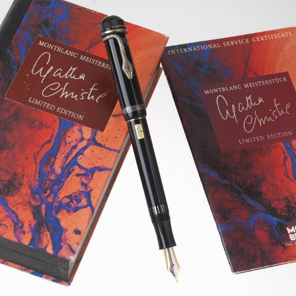 MONTBLANC : MONTBLANC MEISTERSTÜCK AGATHA CHRISTIE SERIE SCRITTORI EDIZIONE LIMITATA PENNA STILOGRAFICA N. 21784/7000 ANNO 1993  - Asta Orologi e penne - Associazione Nazionale - Case d'Asta italiane