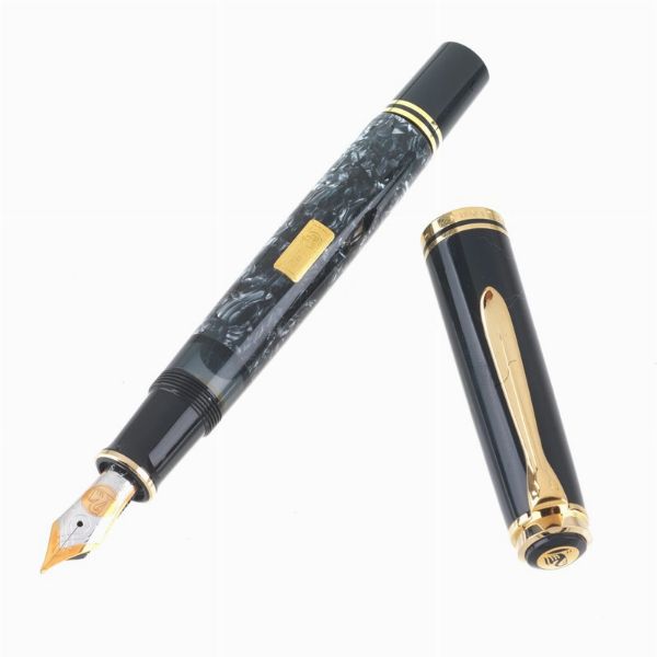 PELIKAN M800 WALL STREET PENNA STILOGRAFICA EDIZIONE LIMITATA N. 2889/4500 ANNO 1995  - Asta Orologi e penne - Associazione Nazionale - Case d'Asta italiane
