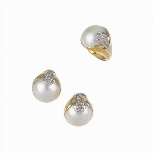 DEMI PARURE CON MADREPERLA E DIAMANTI  - Asta Gioielli  - Associazione Nazionale - Case d'Asta italiane