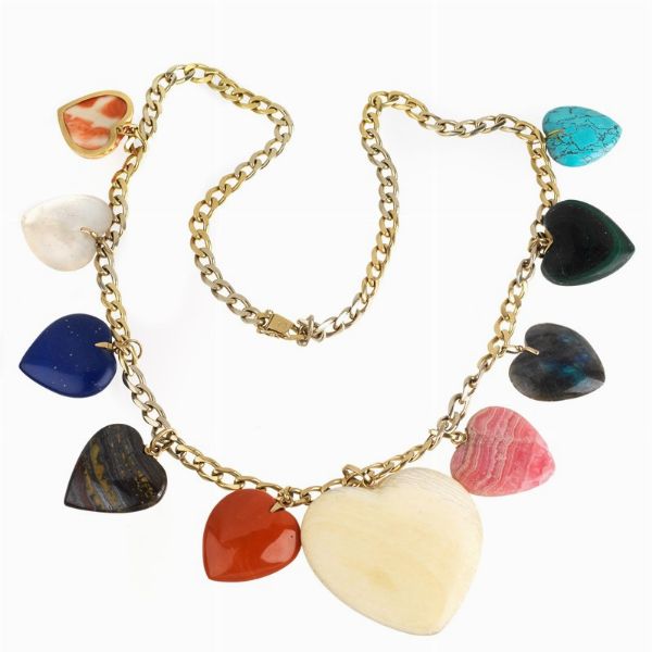 LUNGA COLLANA GROUMETTE CON PENDENTI A FORMA DI CUORE  - Asta Gioielli  - Associazione Nazionale - Case d'Asta italiane