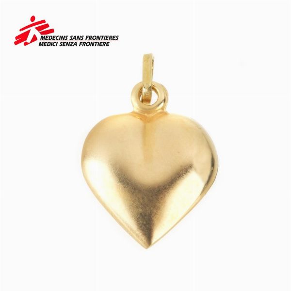 PENDENTE A FORMA DI CUORE  - Asta Gioielli  - Associazione Nazionale - Case d'Asta italiane