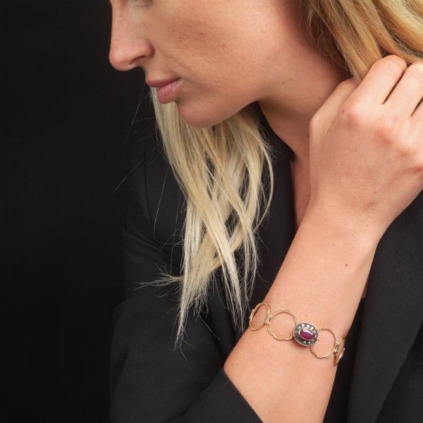 ANELLO CON RUBINO E DIAMANTI  - Asta Gioielli  - Associazione Nazionale - Case d'Asta italiane