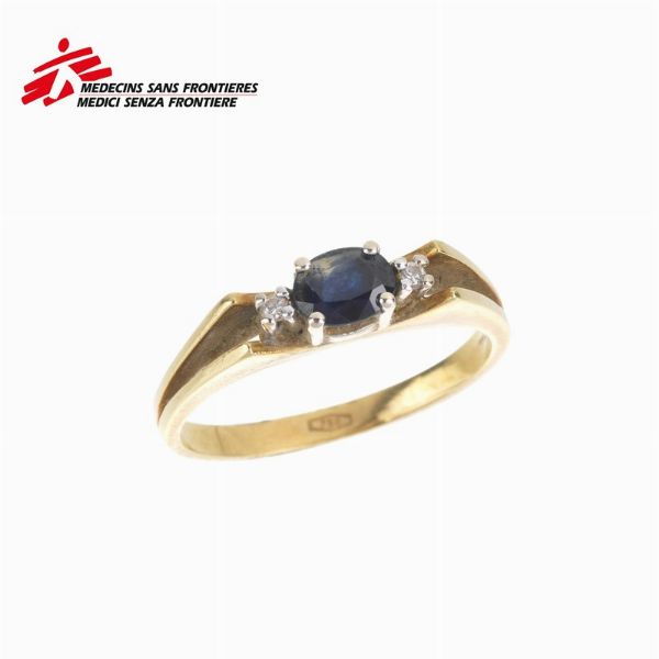 ANELLO CON ZAFFIRO E DIAMANTI  - Asta Gioielli  - Associazione Nazionale - Case d'Asta italiane