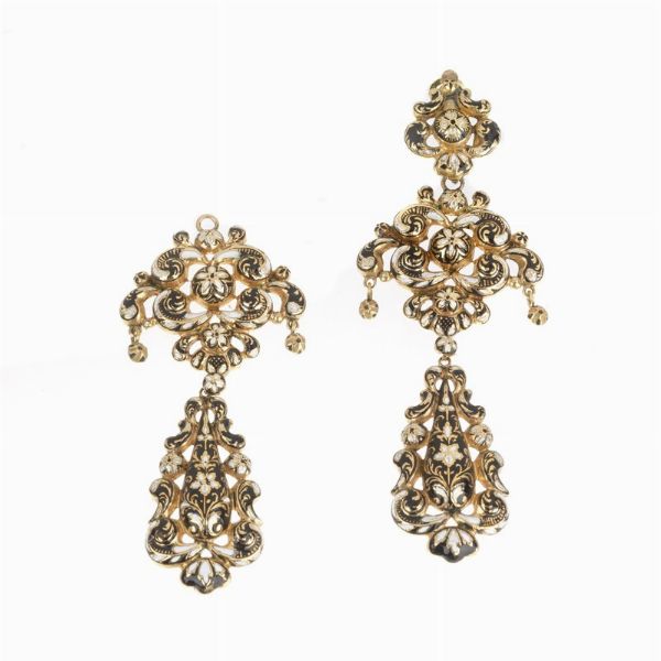 PAIO DI ORECCHINI PENDENTI  - Asta Gioielli  - Associazione Nazionale - Case d'Asta italiane