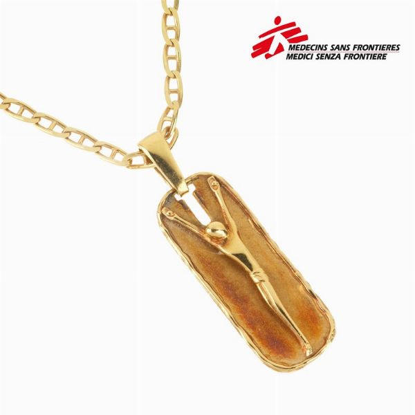 LUNGA COLLANA CON CROCIFISSO  - Asta Gioielli  - Associazione Nazionale - Case d'Asta italiane