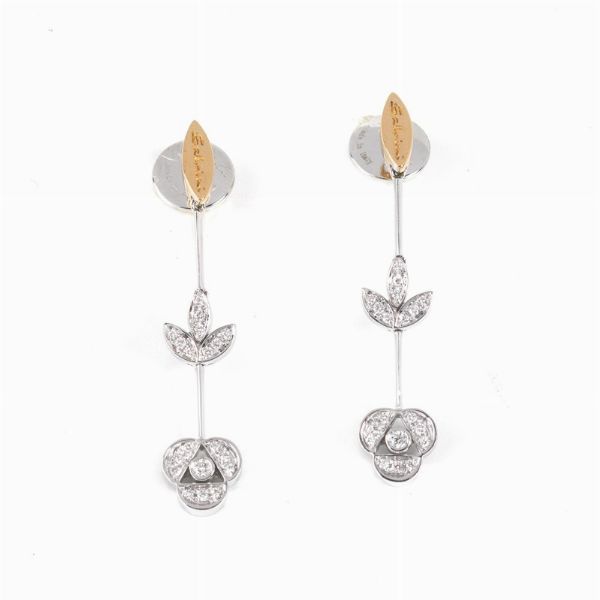 SALVINI PAIO DI ORECCHINI FLOREALI PENDENTI  - Asta Gioielli  - Associazione Nazionale - Case d'Asta italiane