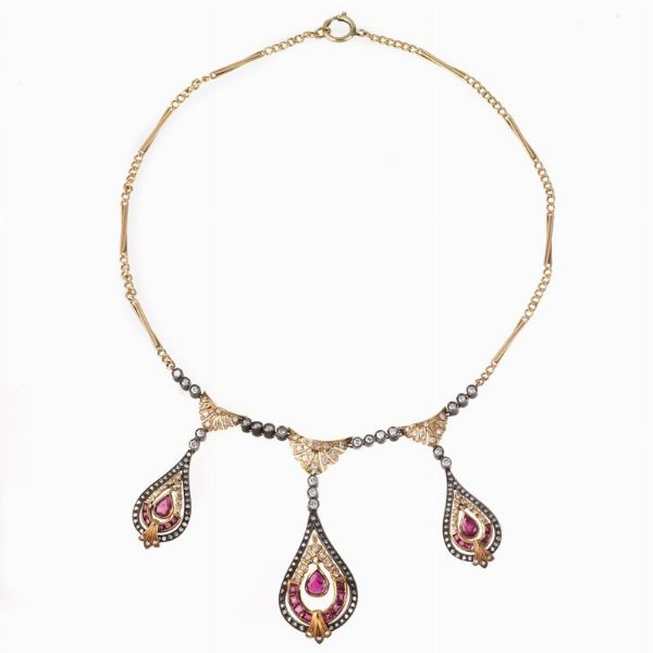 COLLANA CON RUBINI E DIAMANTI  - Asta Gioielli  - Associazione Nazionale - Case d'Asta italiane