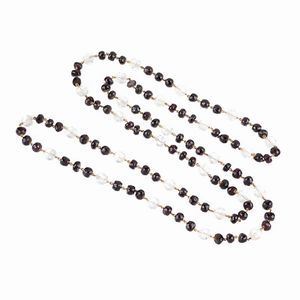 LUNGA COLLANA CON GRANATI E CRISTALLO  - Asta Gioielli  - Associazione Nazionale - Case d'Asta italiane