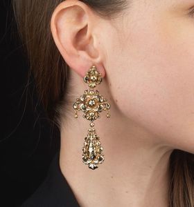 PAIO DI ORECCHINI PENDENTI  - Asta Gioielli  - Associazione Nazionale - Case d'Asta italiane