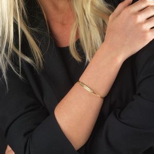 BRACCIALE RIGIDO CON DIAMANTI  - Asta Gioielli  - Associazione Nazionale - Case d'Asta italiane