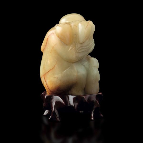 Piccolo gruppo con fanciulli scolpiti in giada gialla, Cina, Dinastia Qing, epoca Qianlong (1736-1796)  - Asta Fine chinese works of art - Associazione Nazionale - Case d'Asta italiane