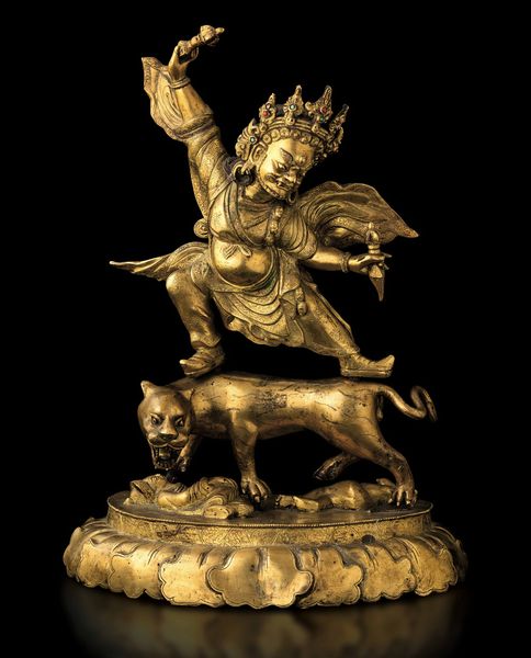 Grande figura di Yama Lord of Hell in bronzo dorato con innesti di pietre dure, Cina, Dinastia Qing, XIX secolo  - Asta Fine chinese works of art - Associazione Nazionale - Case d'Asta italiane