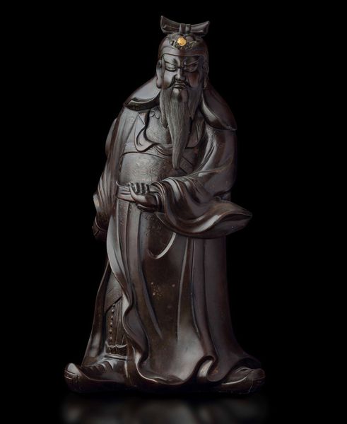 Figura di dignitario stante in bronzo, Cina, Dinastia Qing, XIX secolo  - Asta Fine chinese works of art - Associazione Nazionale - Case d'Asta italiane