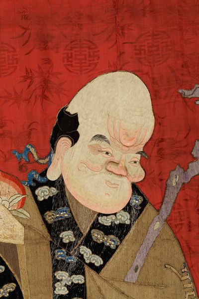 Tessuto in seta finemente ricamato con fili color oro raffigurante saggio con discepolo e cerbiatto su fondo rosso, Cina, Dinastia Qing, epoca Daoguang (1821-1850)  - Asta Fine chinese works of art - Associazione Nazionale - Case d'Asta italiane