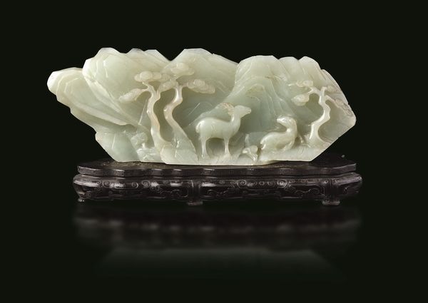 Montagna scolpita in giada Celadon raffigurante paesaggio con cerbiatti, Cina, Dinastia Qing, epoca Qianlong (1736-1796)  - Asta Fine chinese works of art - Associazione Nazionale - Case d'Asta italiane