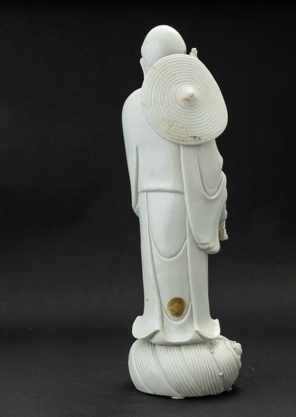 Figura di Damo in porcellana Blanc de Chine, Dehua, Cina, Dinastia Qing, XIX secolo  - Asta Fine chinese works of art - Associazione Nazionale - Case d'Asta italiane